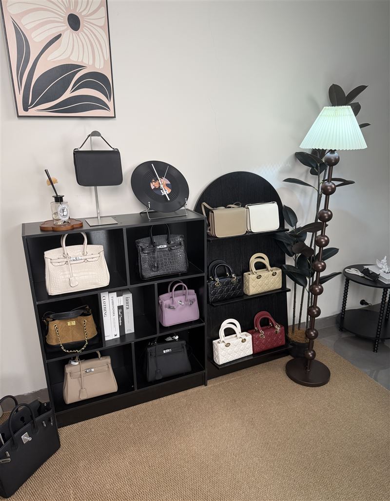 招聘女包中控（仅限女生）